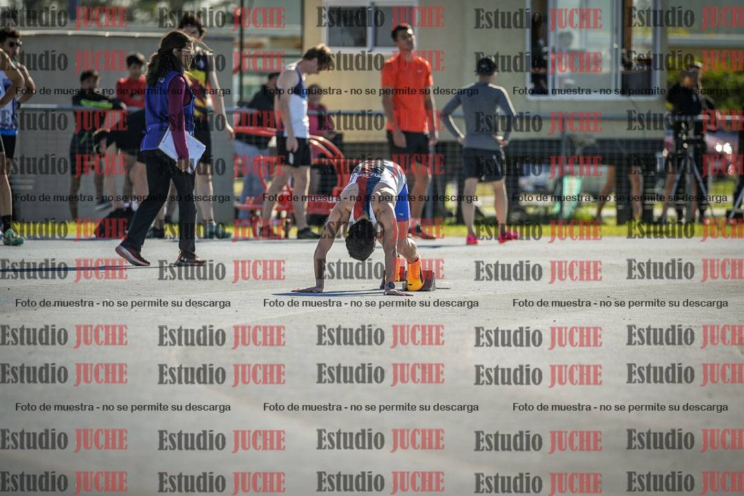 Fotos de los 400 m llanos de varones