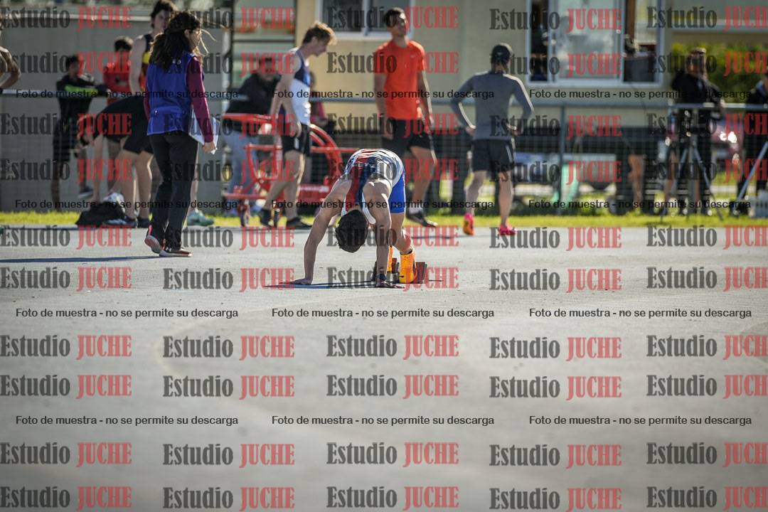 Fotos de los 400 m llanos de varones