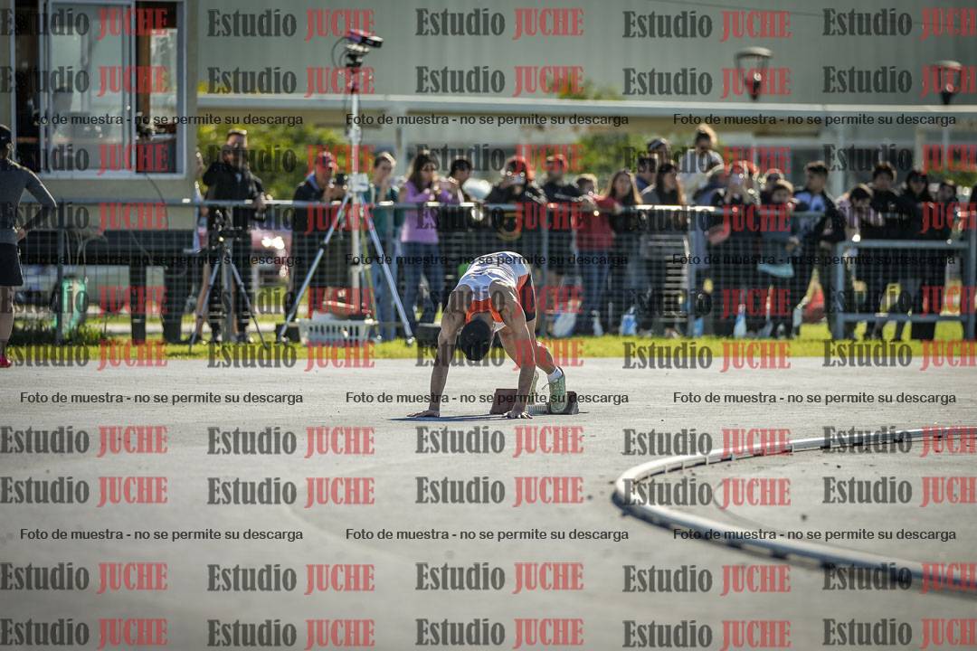 Fotos de los 400 m llanos de varones