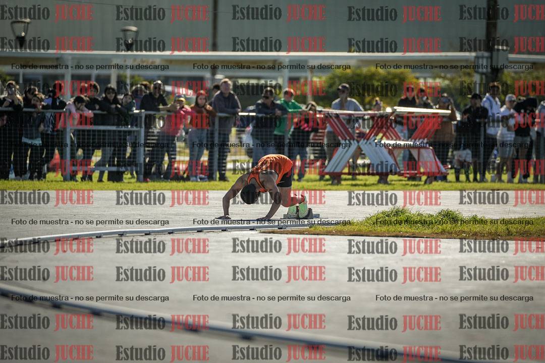 Fotos de los 400 m llanos de varones