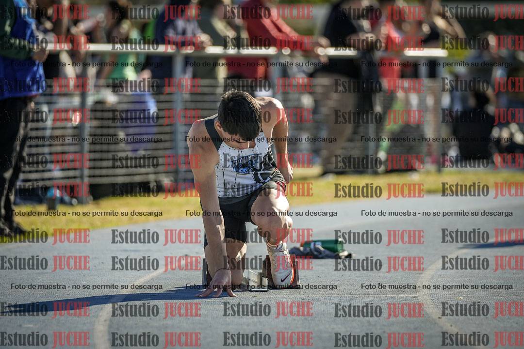 Fotos de los 400 m llanos de varones