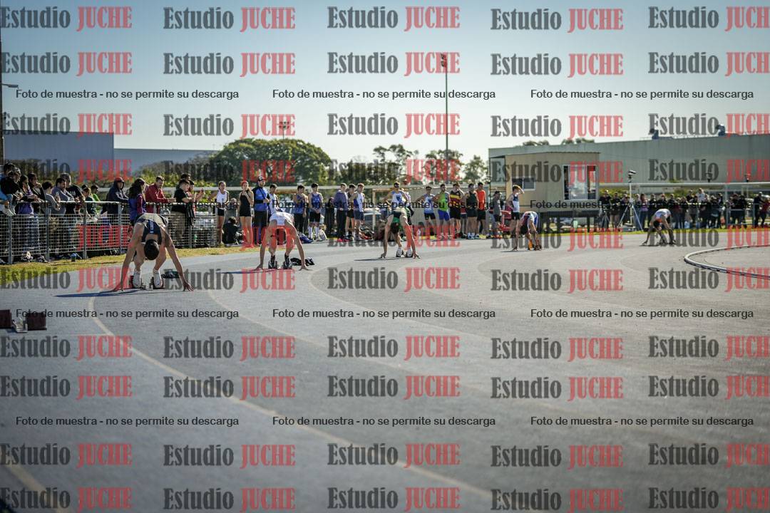 Fotos de los 400 m llanos de varones