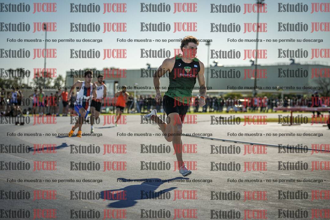 Fotos de los 400 m llanos de varones