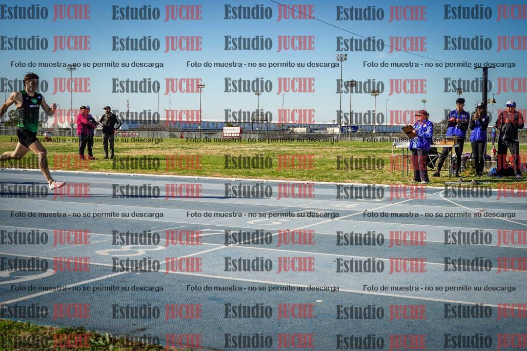 Fotos de los 400 m llanos de varones