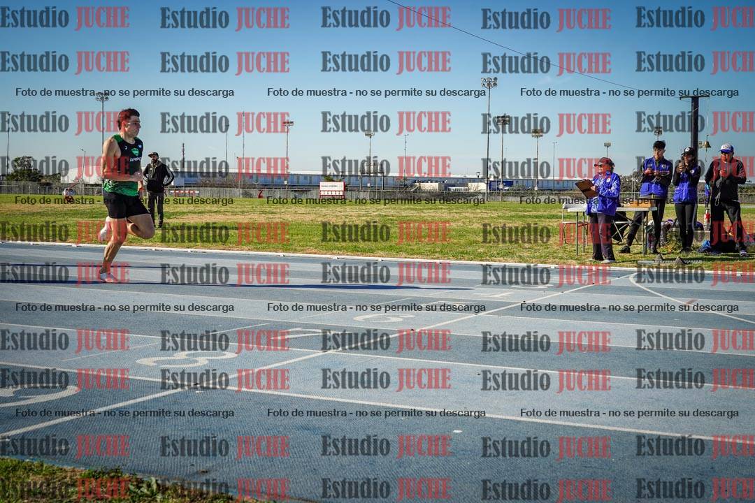 Fotos de los 400 m llanos de varones