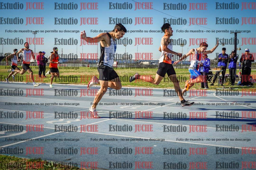 Fotos de los 400 m llanos de varones