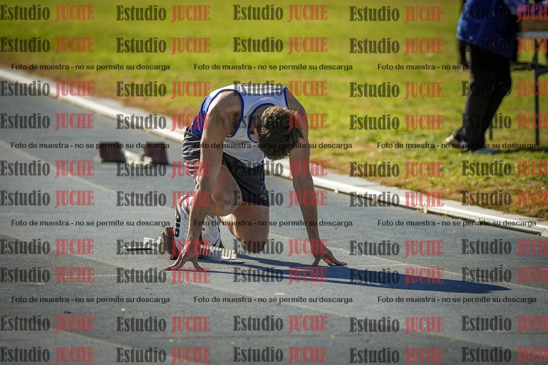 Fotos de los 400 m llanos de varones