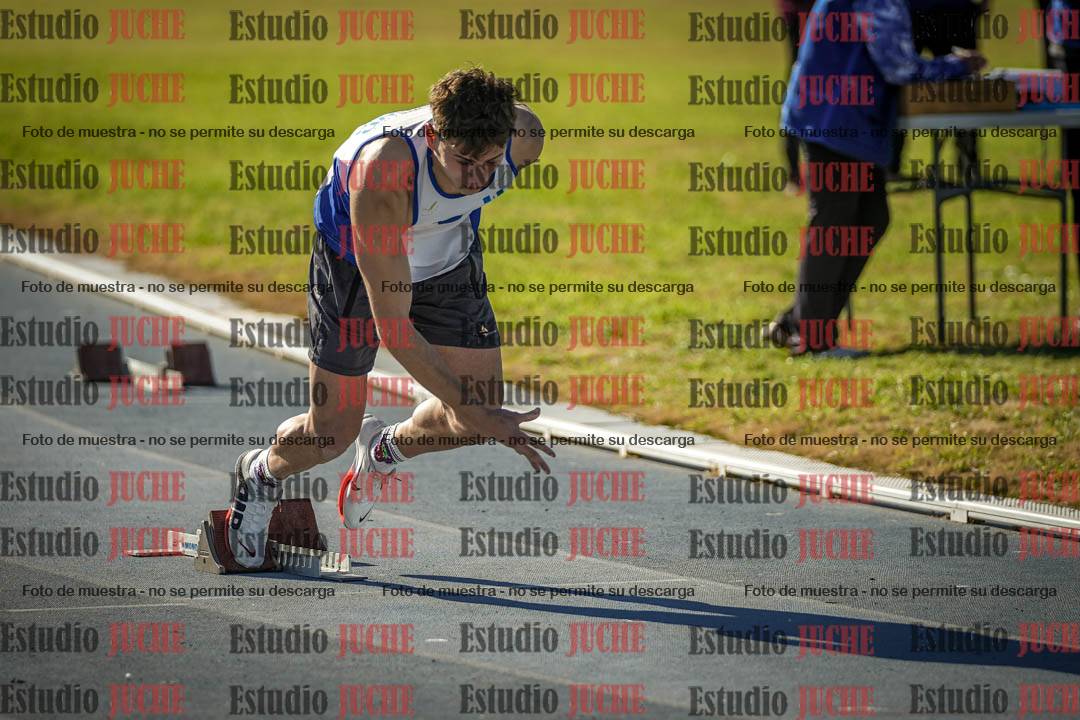 Fotos de los 400 m llanos de varones