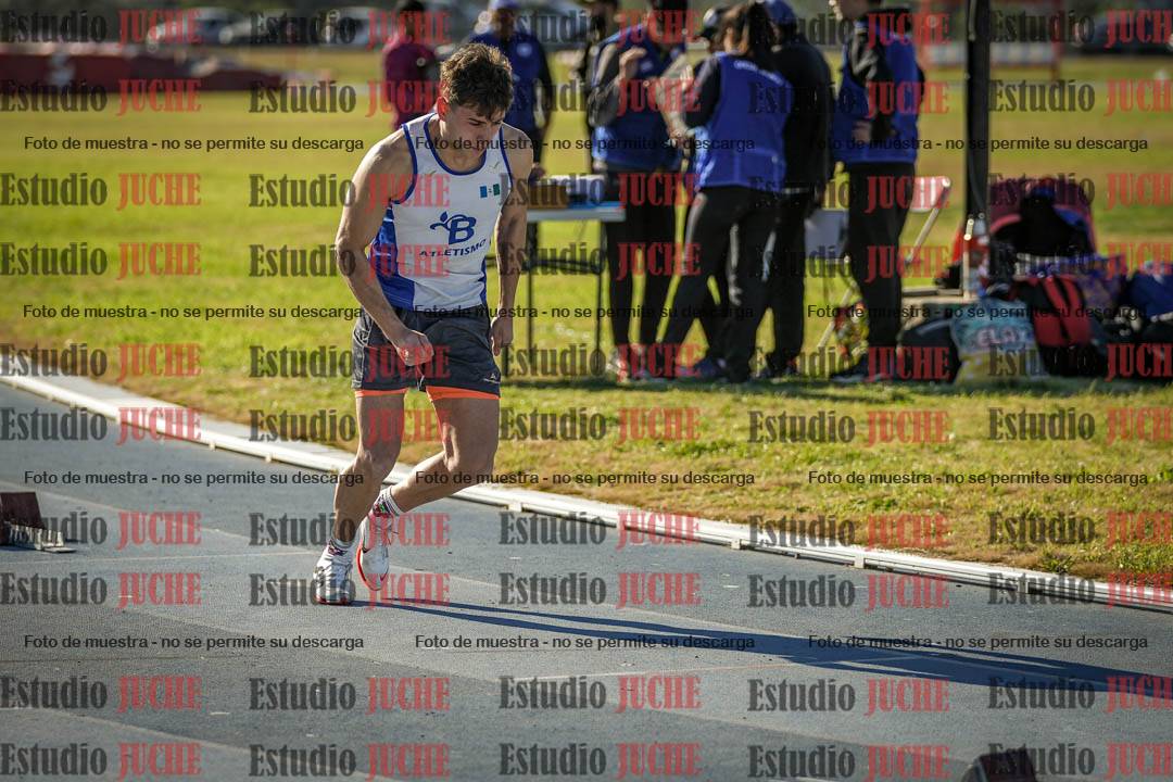 Fotos de los 400 m llanos de varones