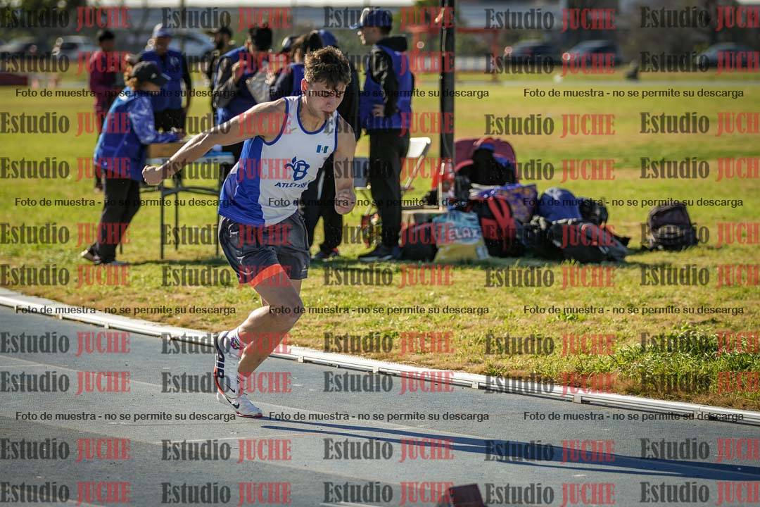 Fotos de los 400 m llanos de varones