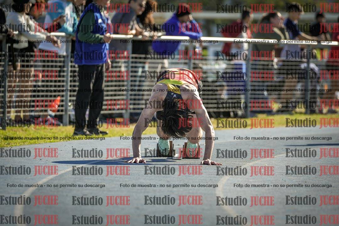 Fotos de los 400 m llanos de varones