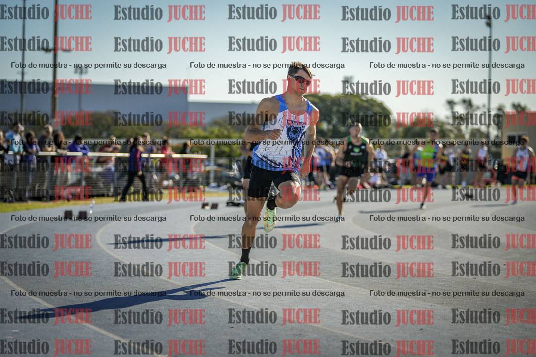 Fotos de los 400 m llanos de varones