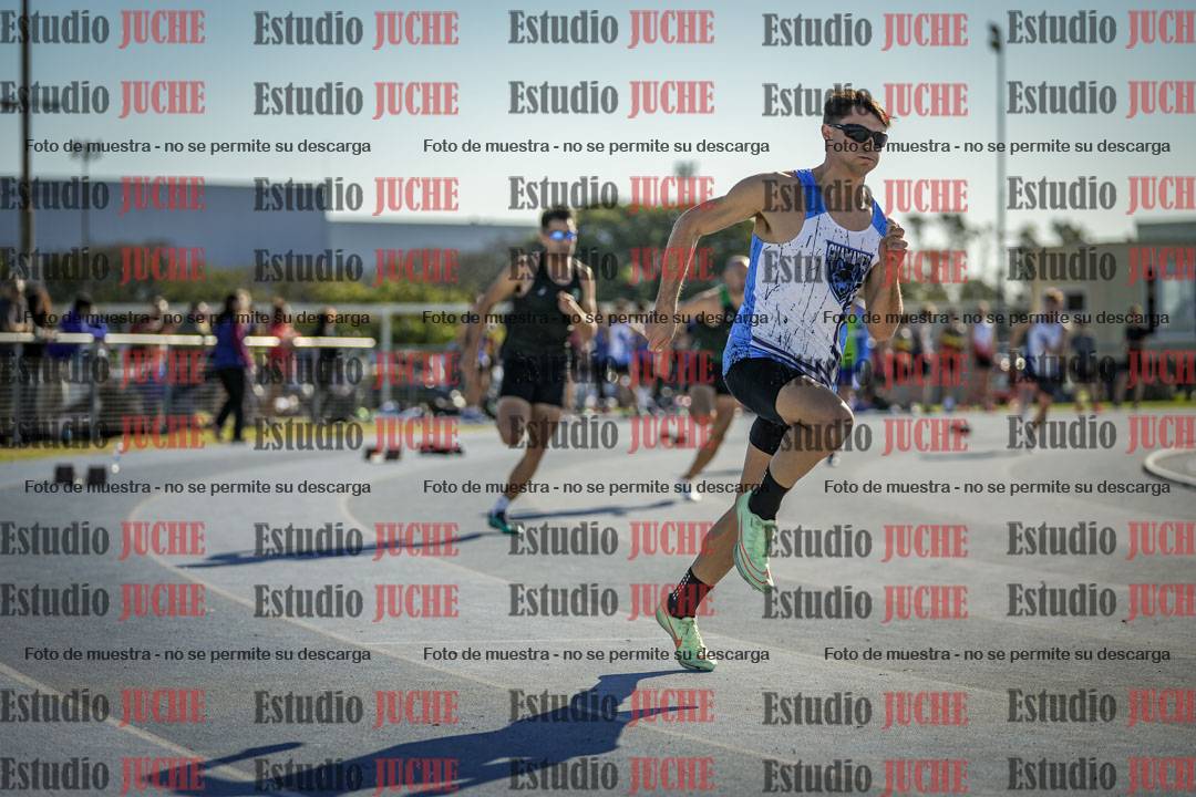 Fotos de los 400 m llanos de varones
