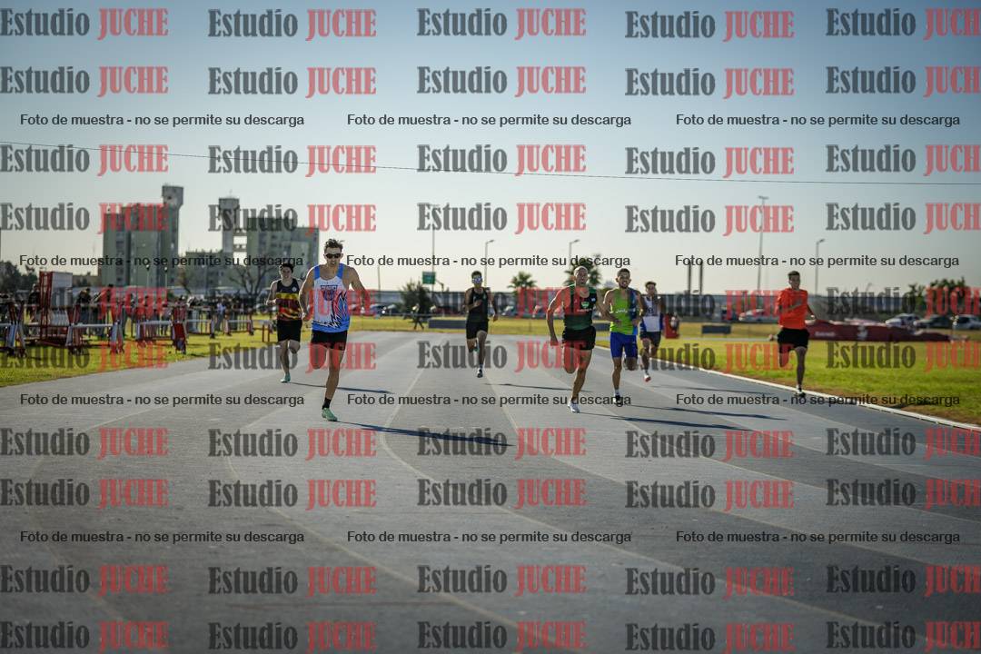 Fotos de los 400 m llanos de varones