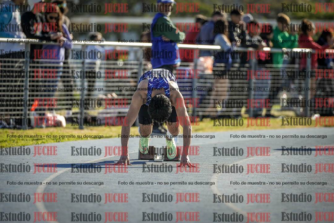 Fotos de los 400 m llanos de varones