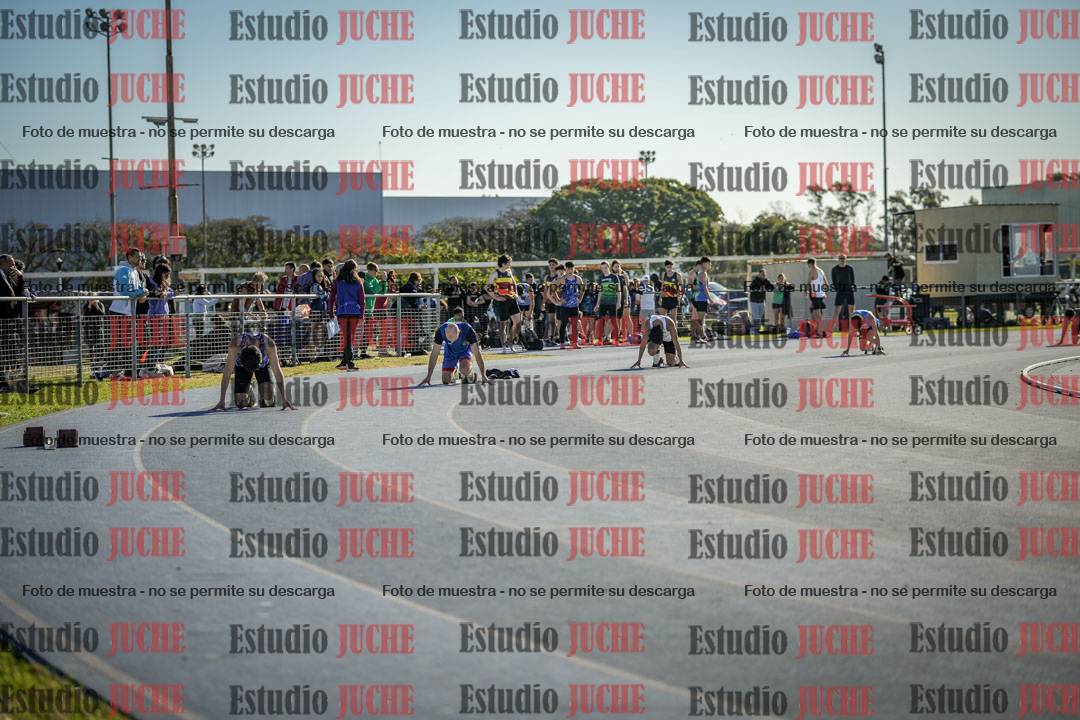 Fotos de los 400 m llanos de varones