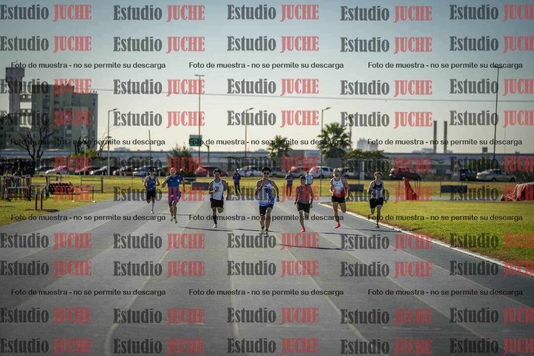 Fotos de los 400 m llanos de varones