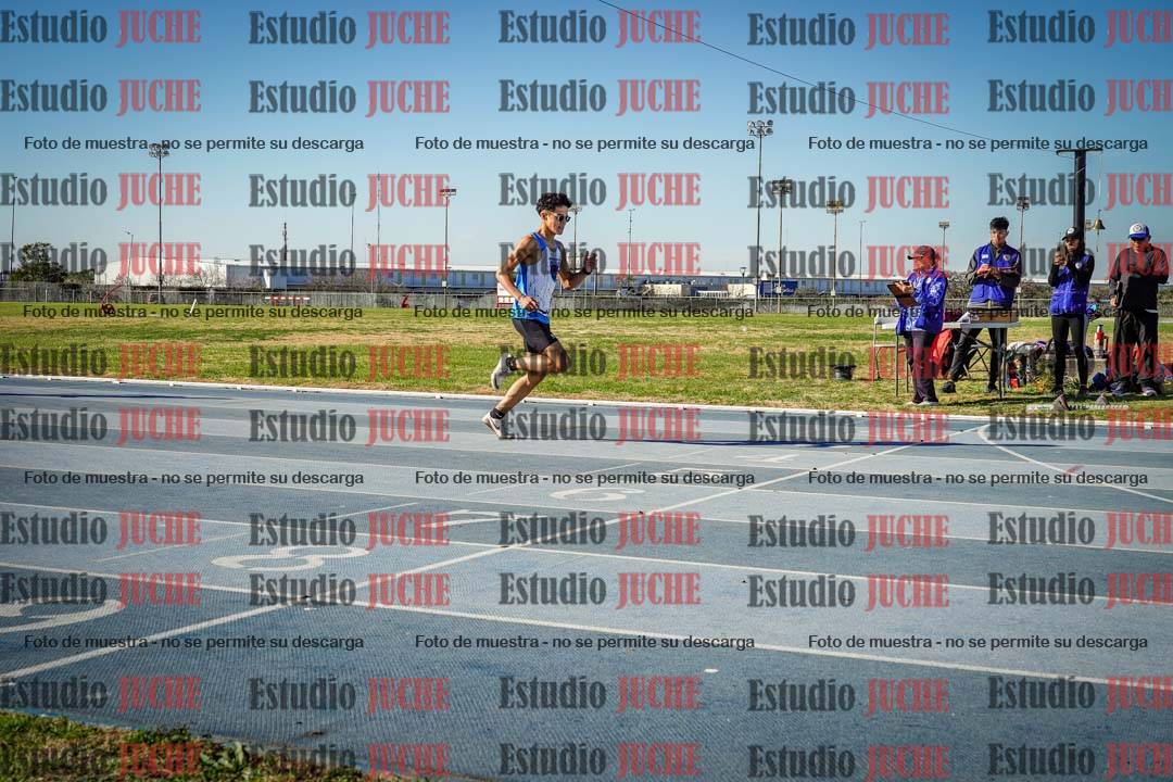 Fotos de los 400 m llanos de varones