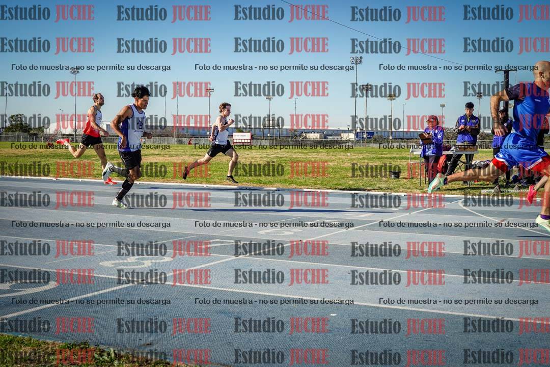 Fotos de los 400 m llanos de varones
