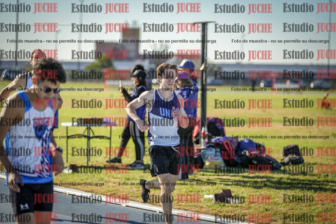Fotos de los 400 m llanos de varones