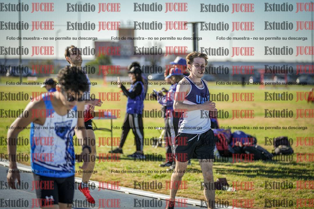 Fotos de los 400 m llanos de varones