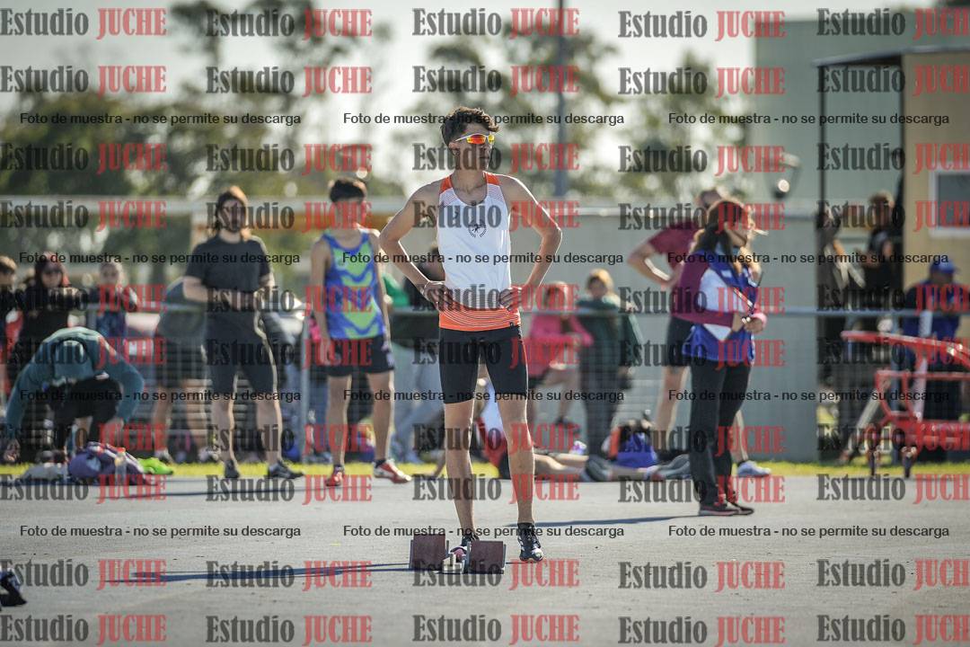 Fotos de los 400 m llanos de varones