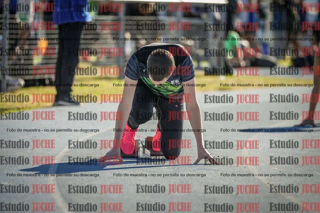 Fotos de los 400 m llanos de varones