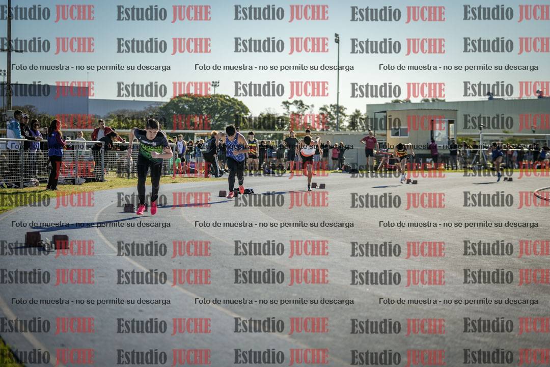 Fotos de los 400 m llanos de varones