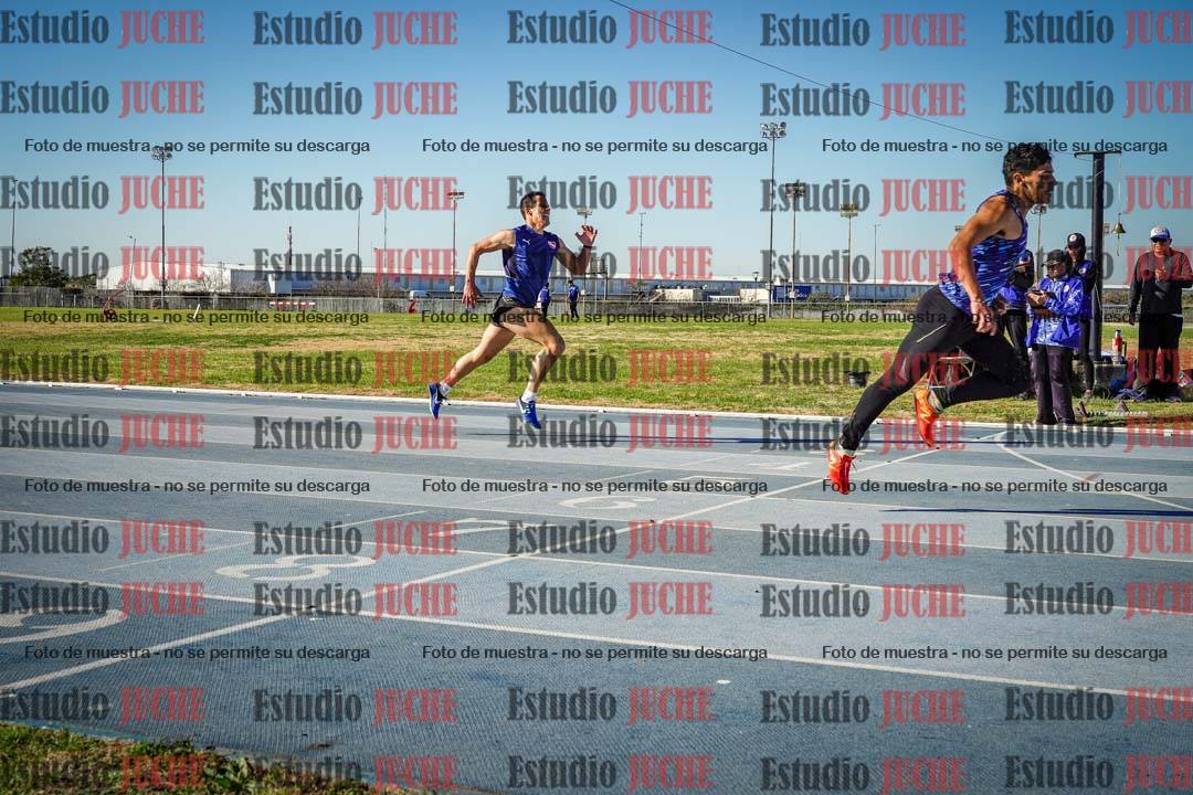 Fotos de los 400 m llanos de varones