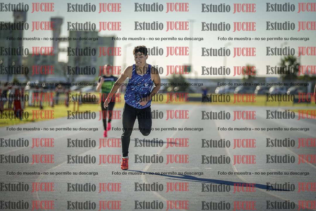 Fotos de los 400 m llanos de varones