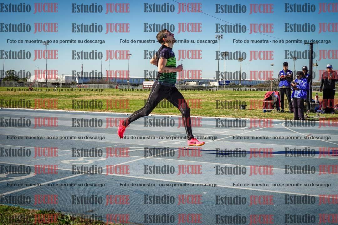 Fotos de los 400 m llanos de varones