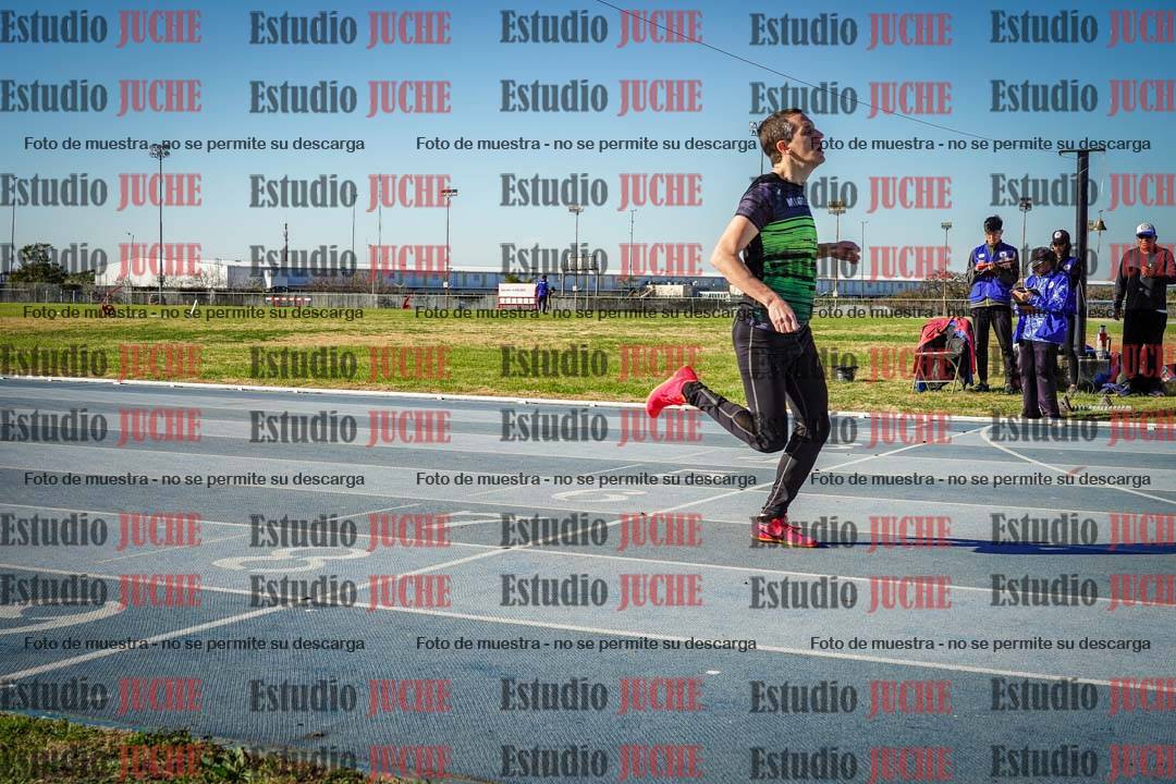 Fotos de los 400 m llanos de varones