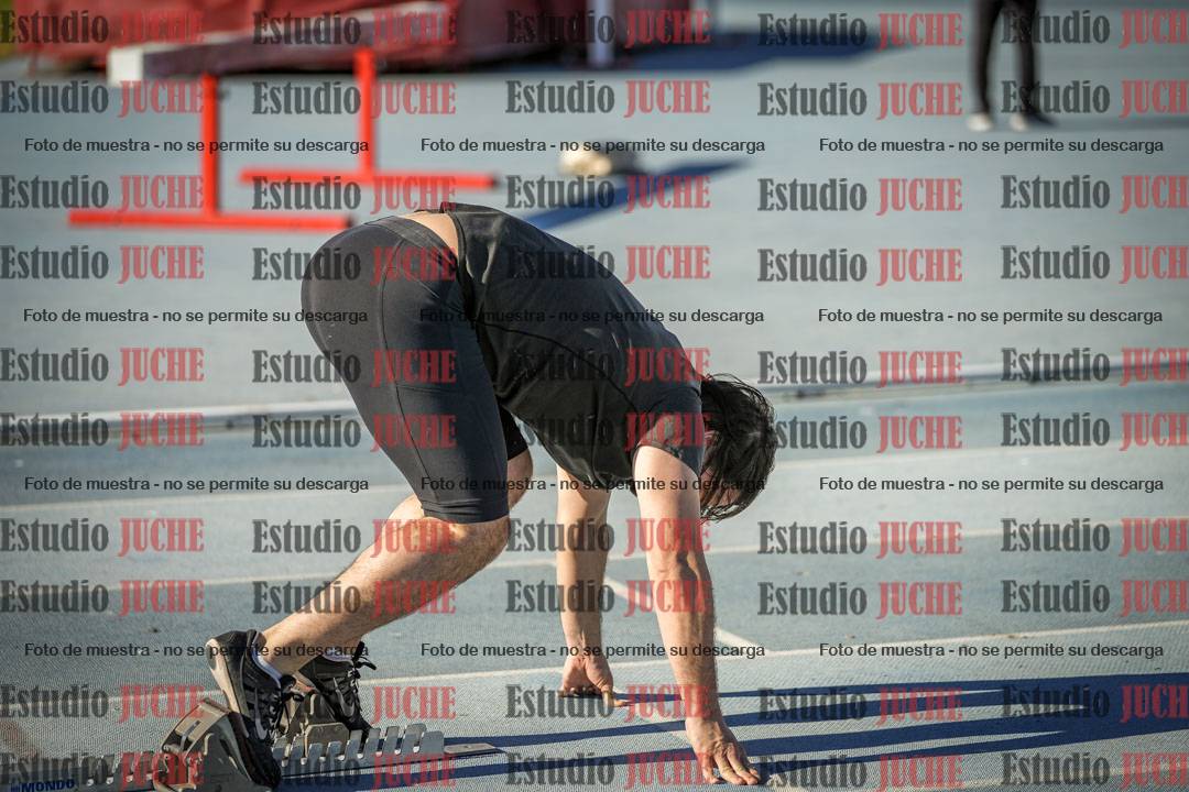 Fotos de los 400 m llanos de varones