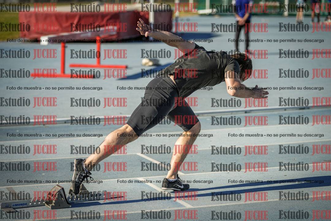 Fotos de los 400 m llanos de varones