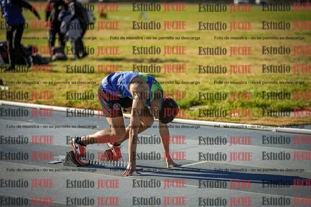 Fotos de los 400 m llanos de varones