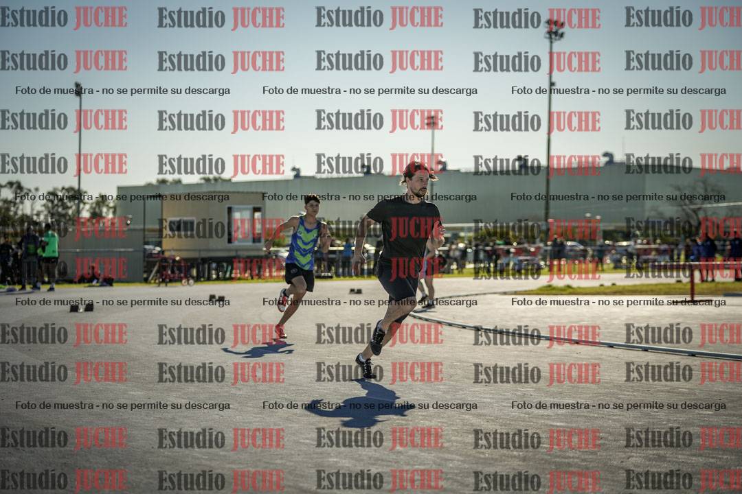 Fotos de los 400 m llanos de varones
