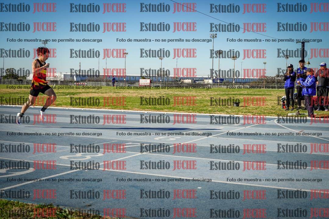 Fotos de los 400 m llanos de varones
