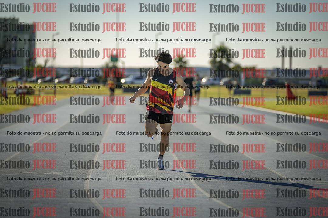 Fotos de los 400 m llanos de varones