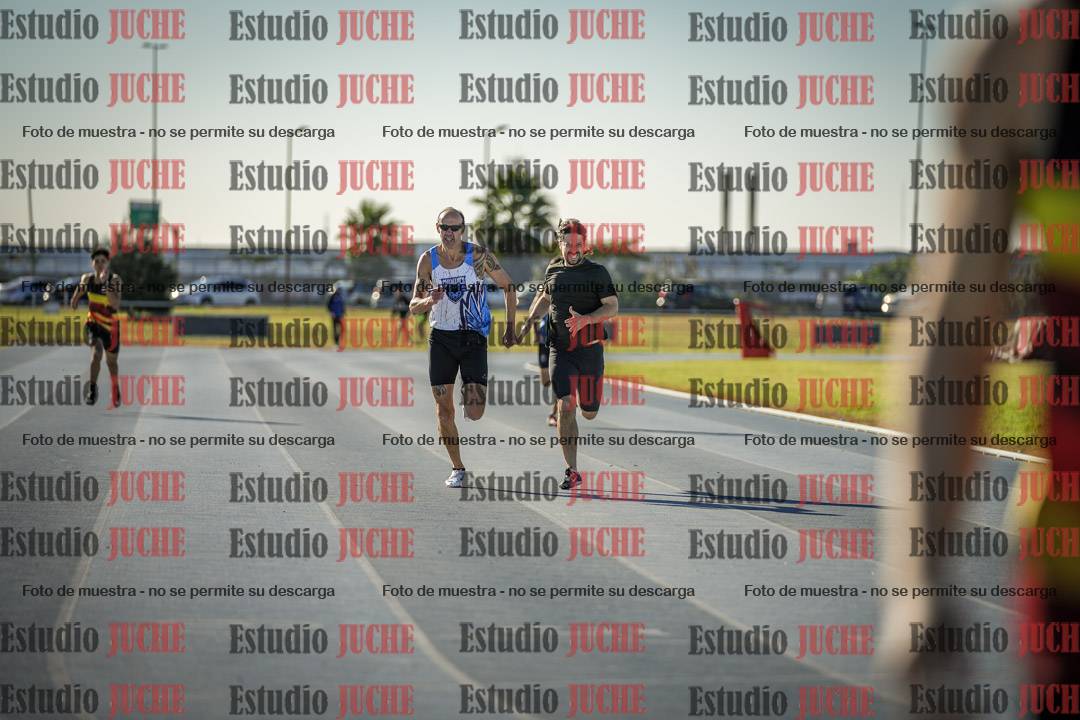 Fotos de los 400 m llanos de varones