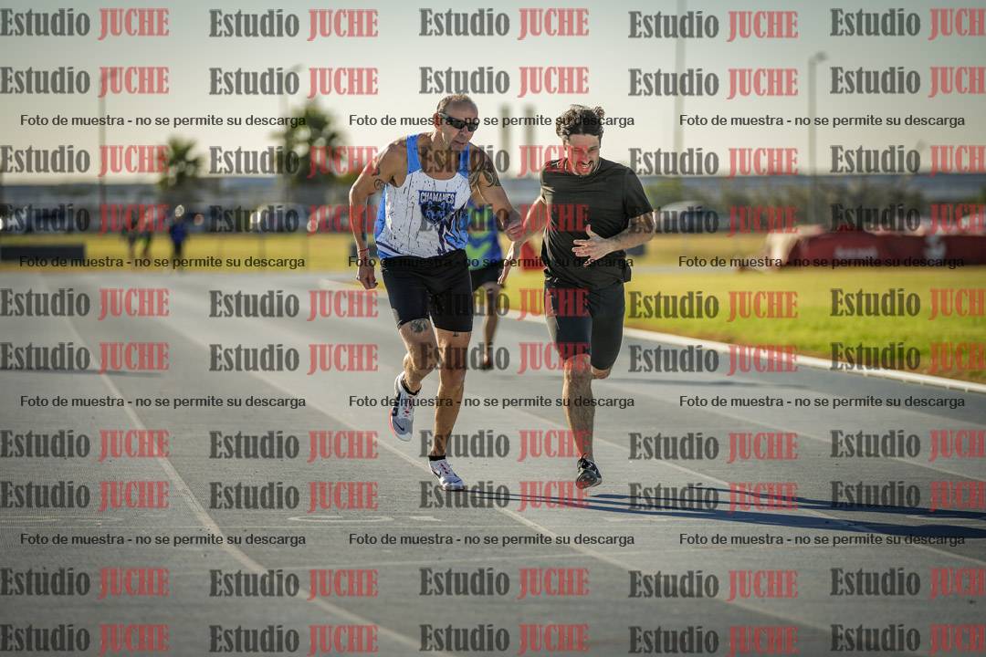 Fotos de los 400 m llanos de varones