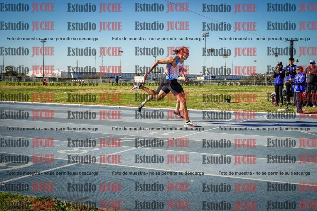 Fotos de los 400 m llanos de varones