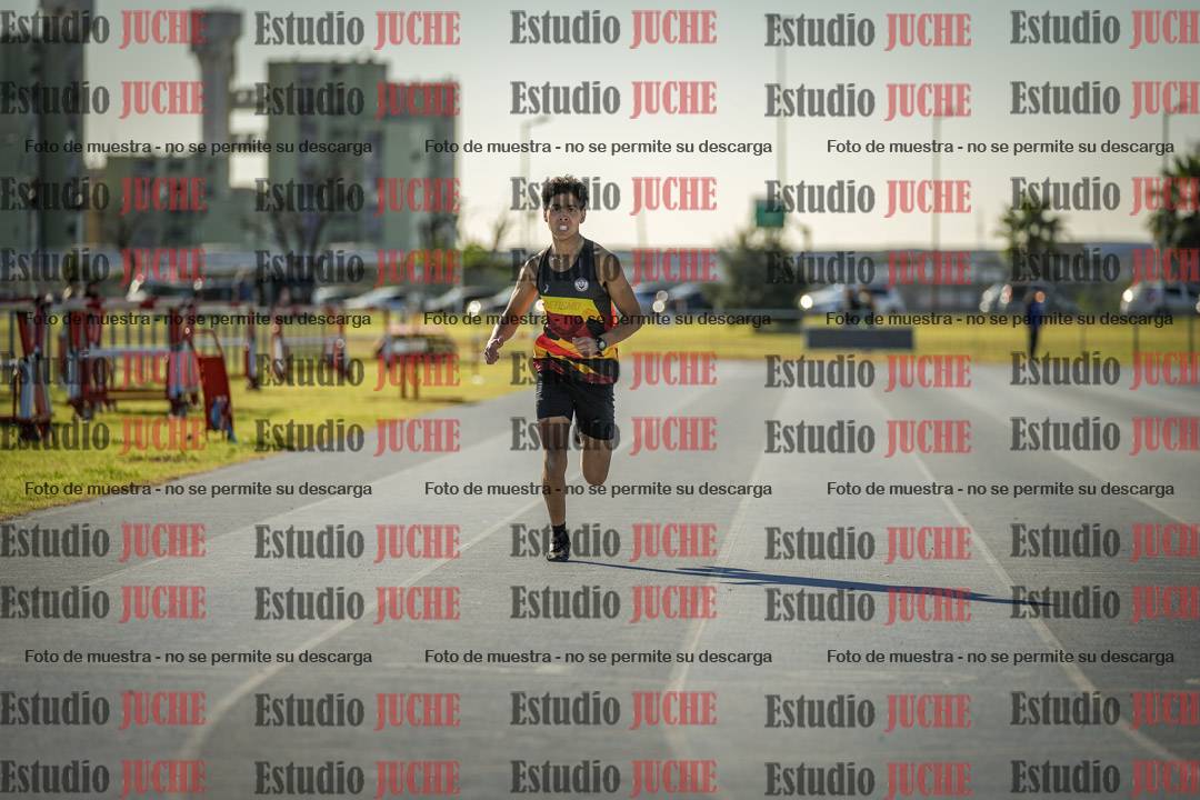 Fotos de los 400 m llanos de varones