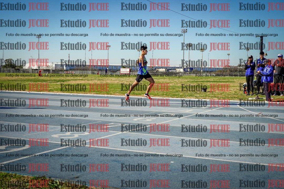 Fotos de los 400 m llanos de varones