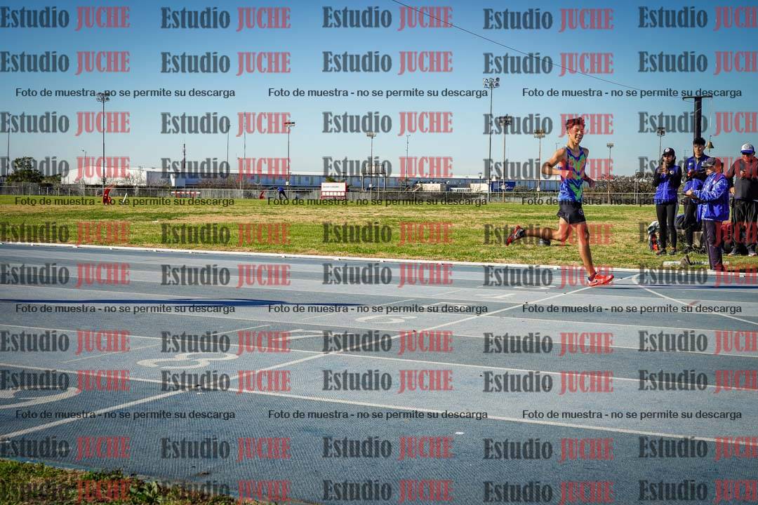 Fotos de los 400 m llanos de varones
