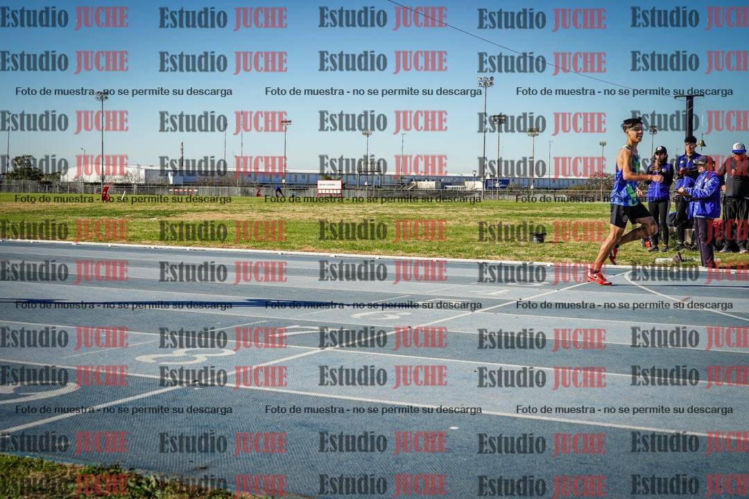 Fotos de los 400 m llanos de varones