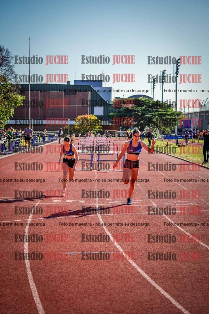 Fotos de los 80 m con vallas de mujeres