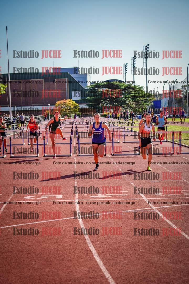 Fotos de los 100 m con vallas de mujeres