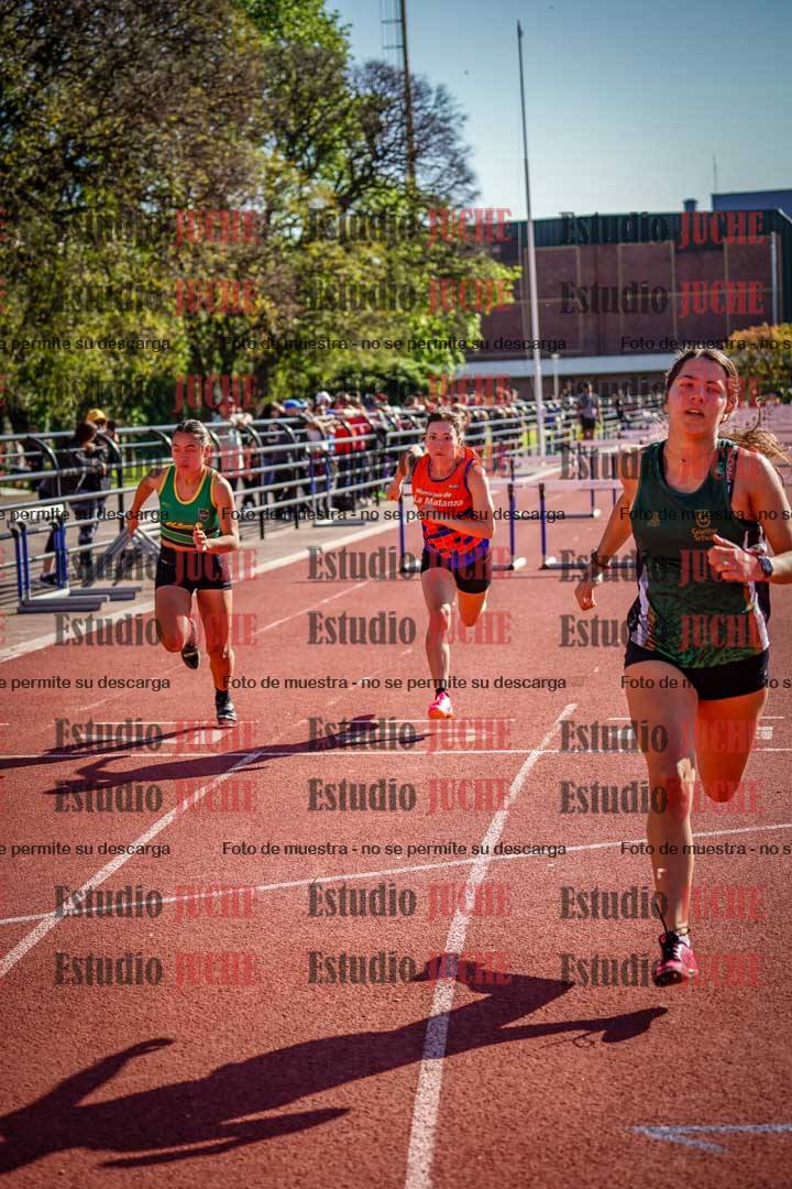 Fotos de los 100 m con vallas de mujeres