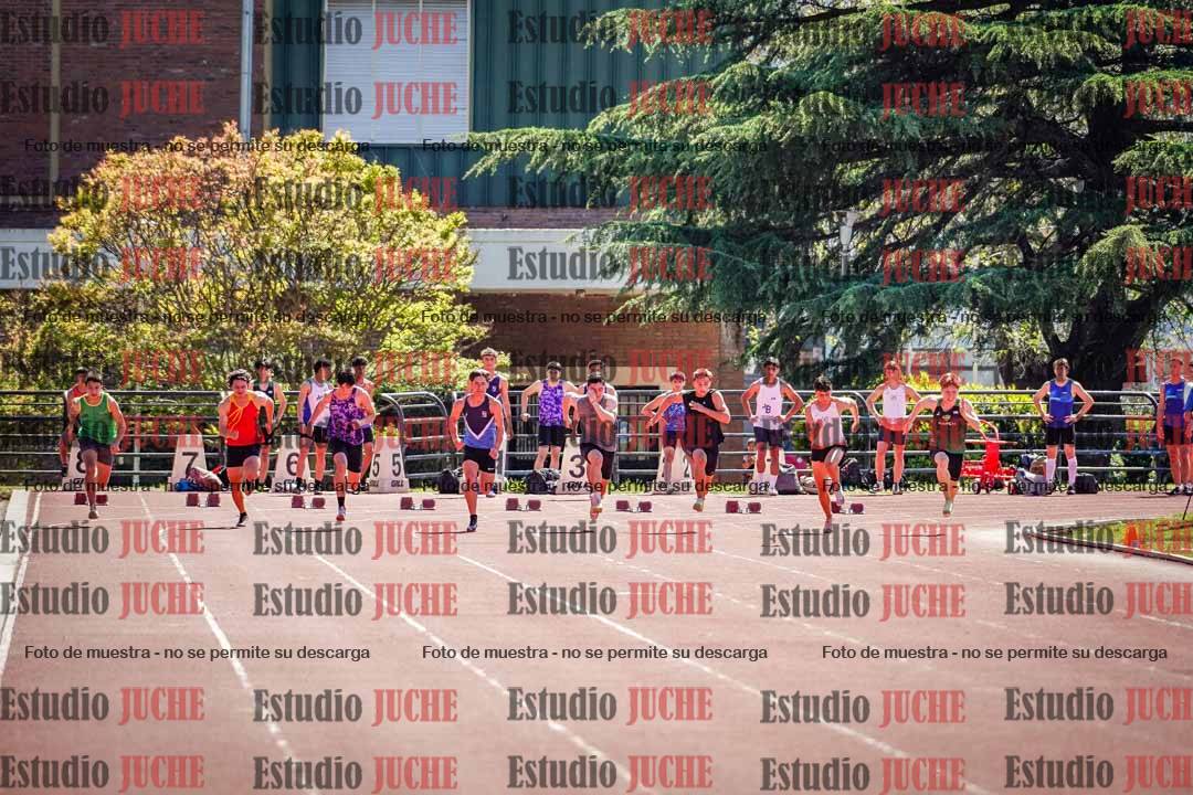 Fotos de los 100 m llanos de varones
