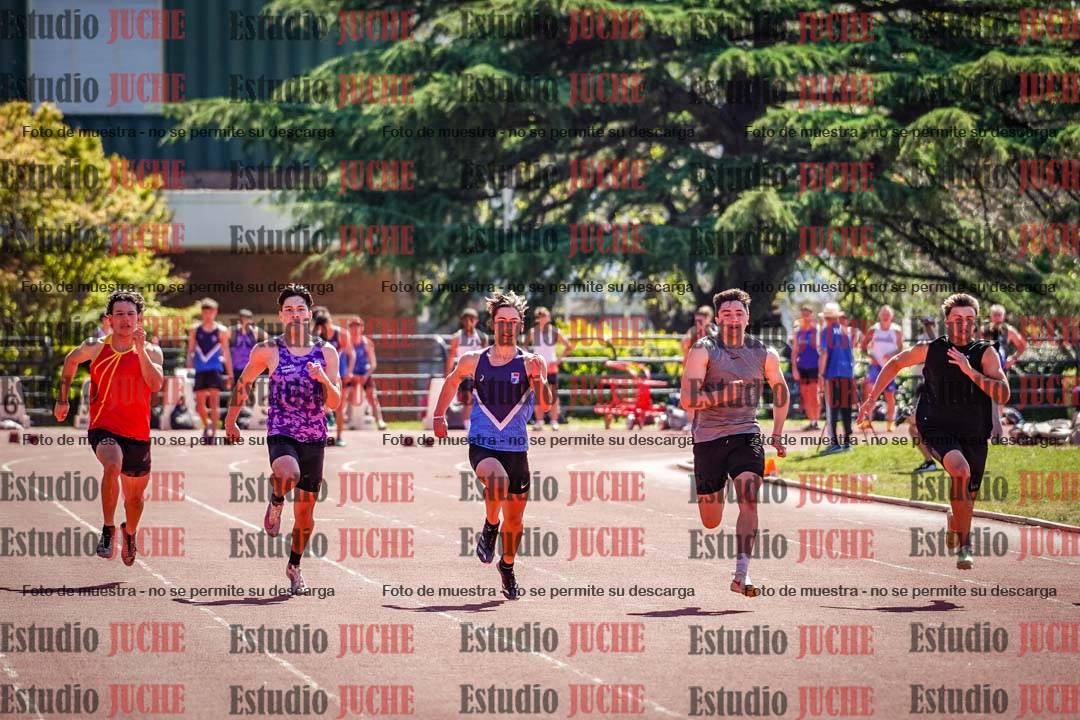 Fotos de los 100 m llanos de varones